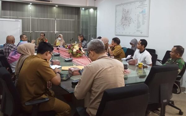 Anggota PPWK Kota Banjarmasin rapat membahas program tahunan.