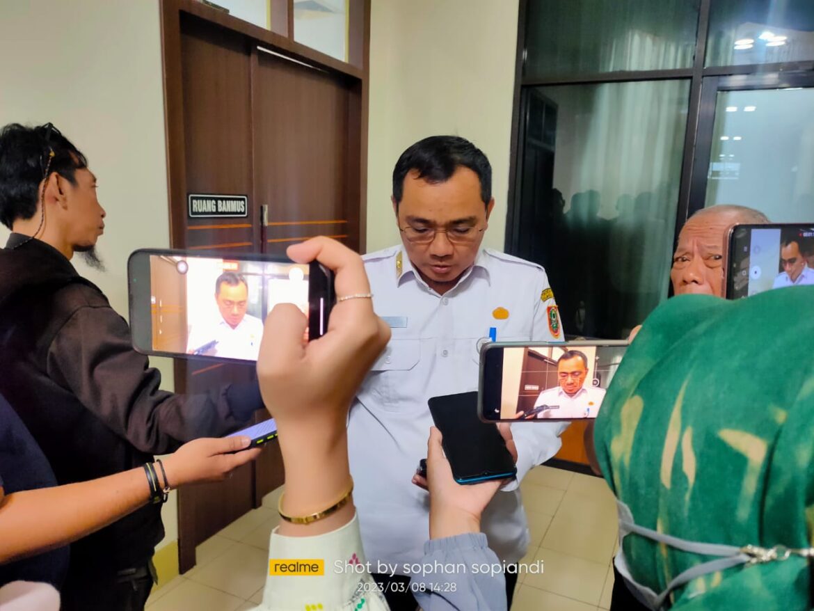 Kepala Dinas PUPR Kalsel Ahmad Solhan.(foto : sophan/brt)