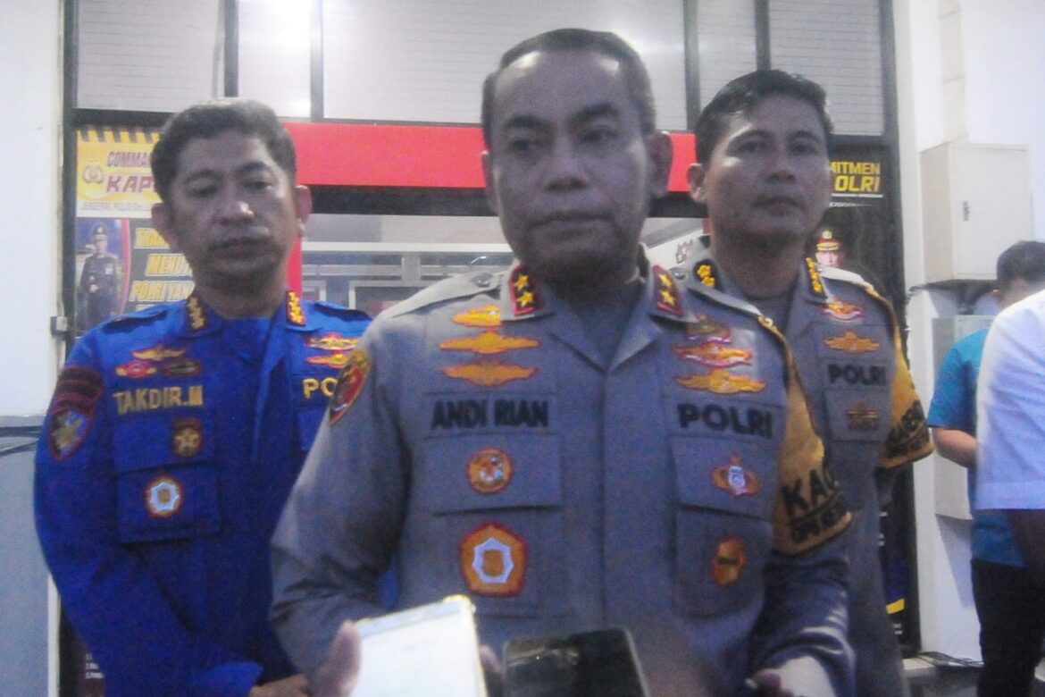 Kapolda Kalsel Irjen Pol Andi Rian Djajadin (Foto: Iman Satria)