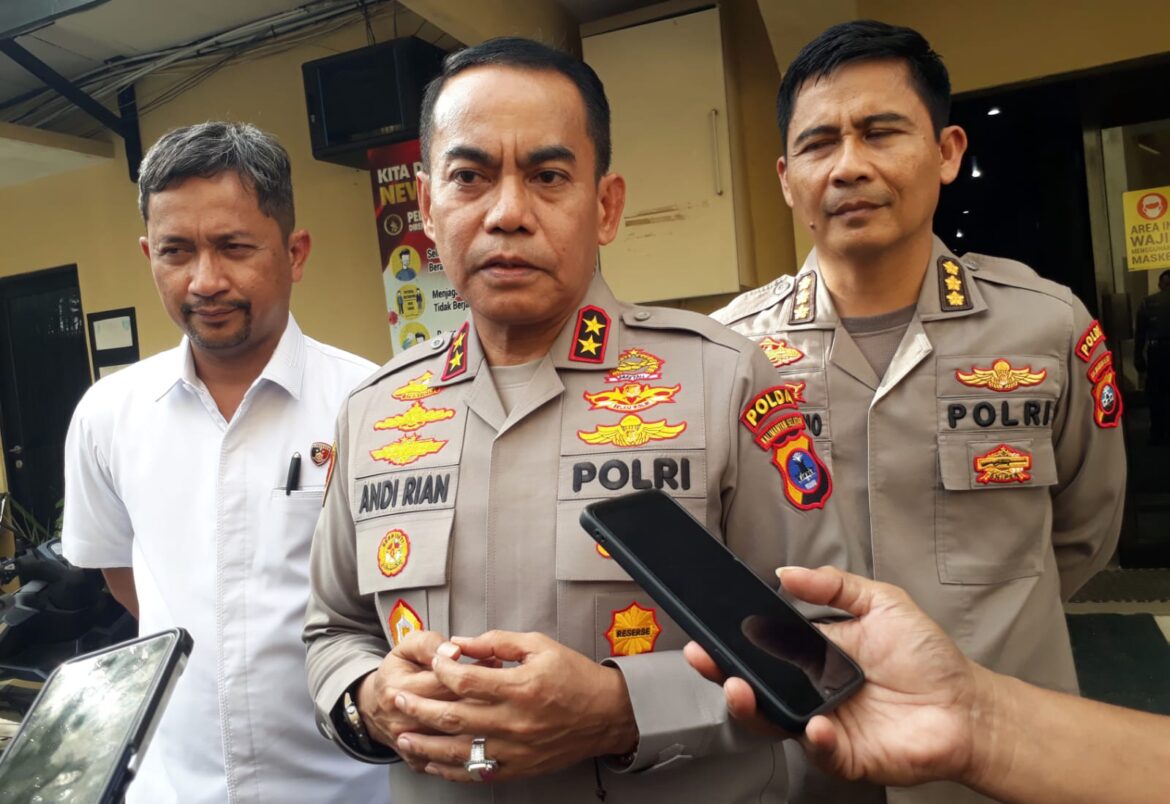 Kapolda Kalsel Irjen Pol Andi Rian R Djajadi