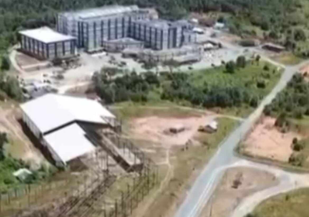 Pembangunan Pelaihari City Mall yang Mangkrak (ist)