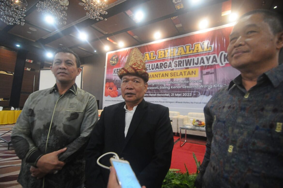 Ketua KKS Kalsel, Najamuddin Bustari didampingi Penasehat Brigjend Purn Sukma Haryoko