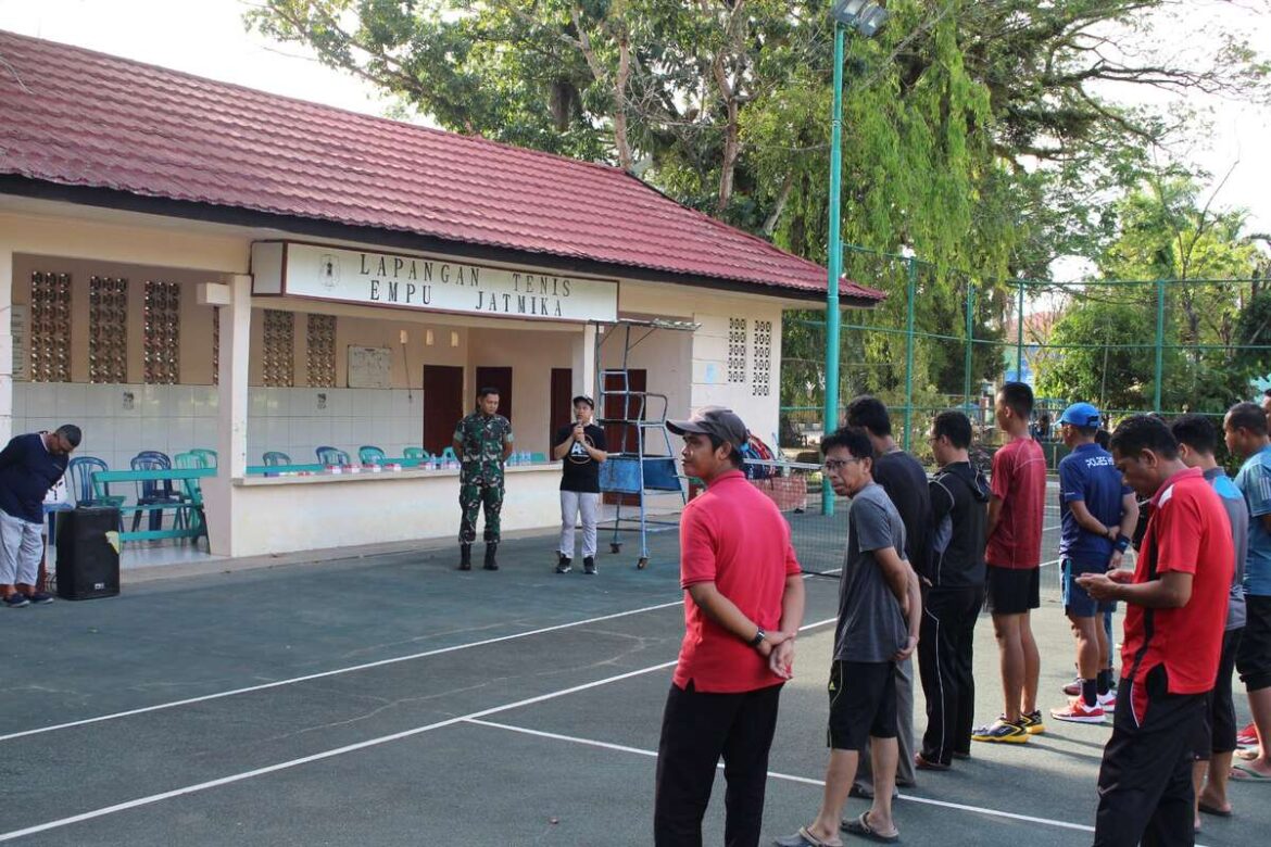 Sebanyak 40 Pemain tenis lapangan ikuti lomba yang di gelar PTL kabupaten Hulu Sungai Utara, Acara ini di selenggarakan selama tiga hari Bertempat di Lapangan Tenis Empu jatmika, jum'at (9/6/2023)