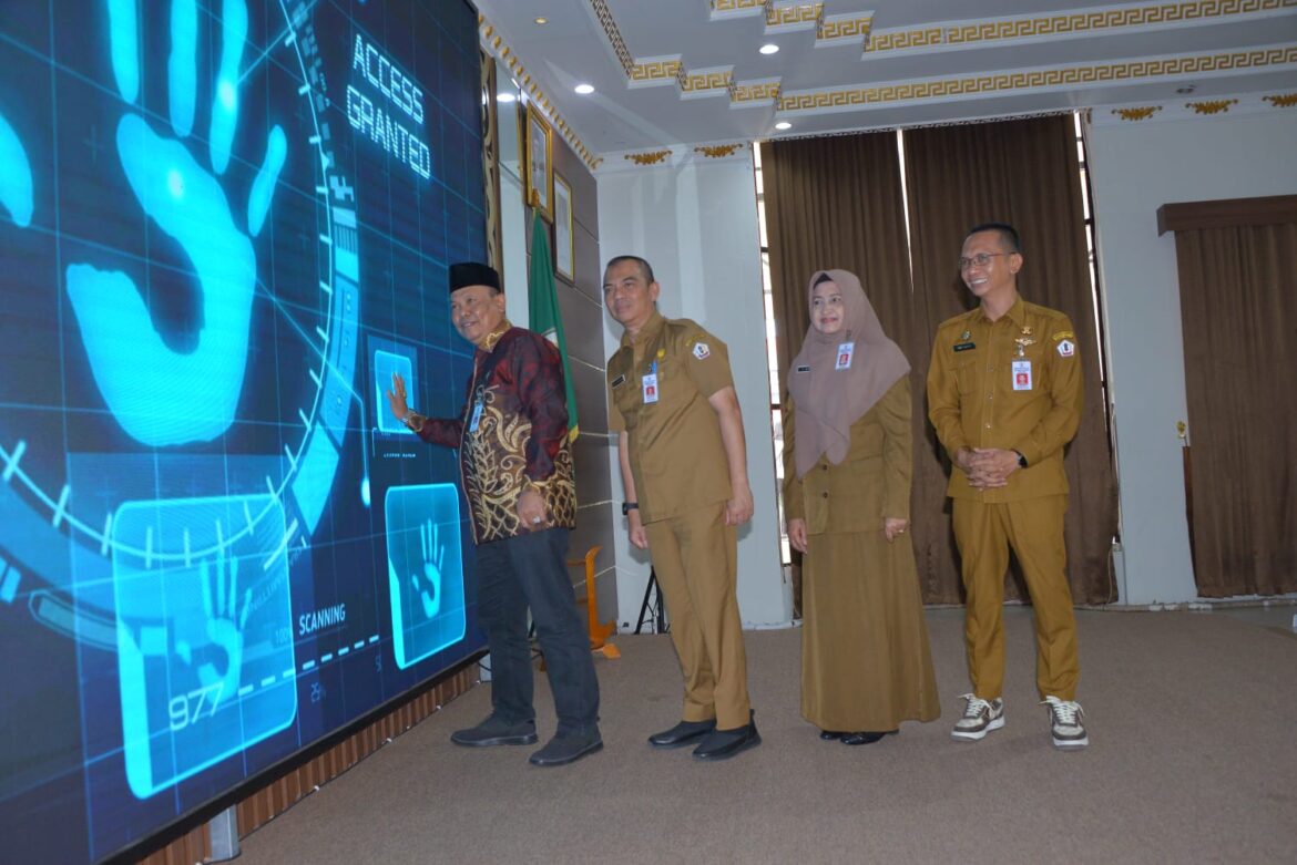 Pj Bupati Mujiyat Launching Aplikasi Srikandi