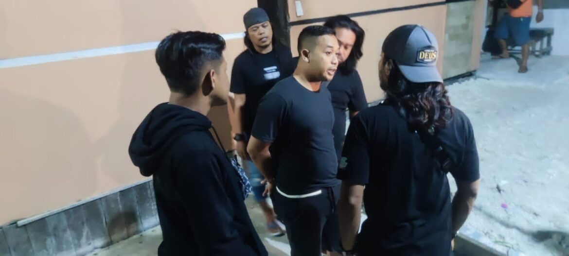PEMBOBOL BRANKAS - pelaku pembobol brankas Koperasi Al Mubarak GB di Jalan Brigjen Hasan Basri Banjarmasin ditingkus tim gabungan, Macan Polresta dan Resmob Polda Kalsel, Selasa (27/6/2023) malam.(foto:ist)