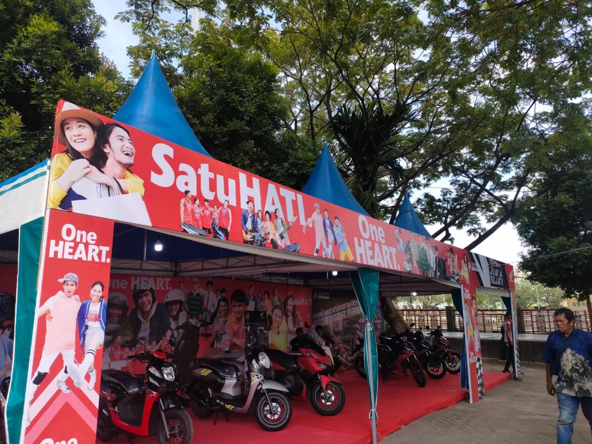 pameran untuk para masyarakat yang menghadiri event diberikan diskon-diskon menarik