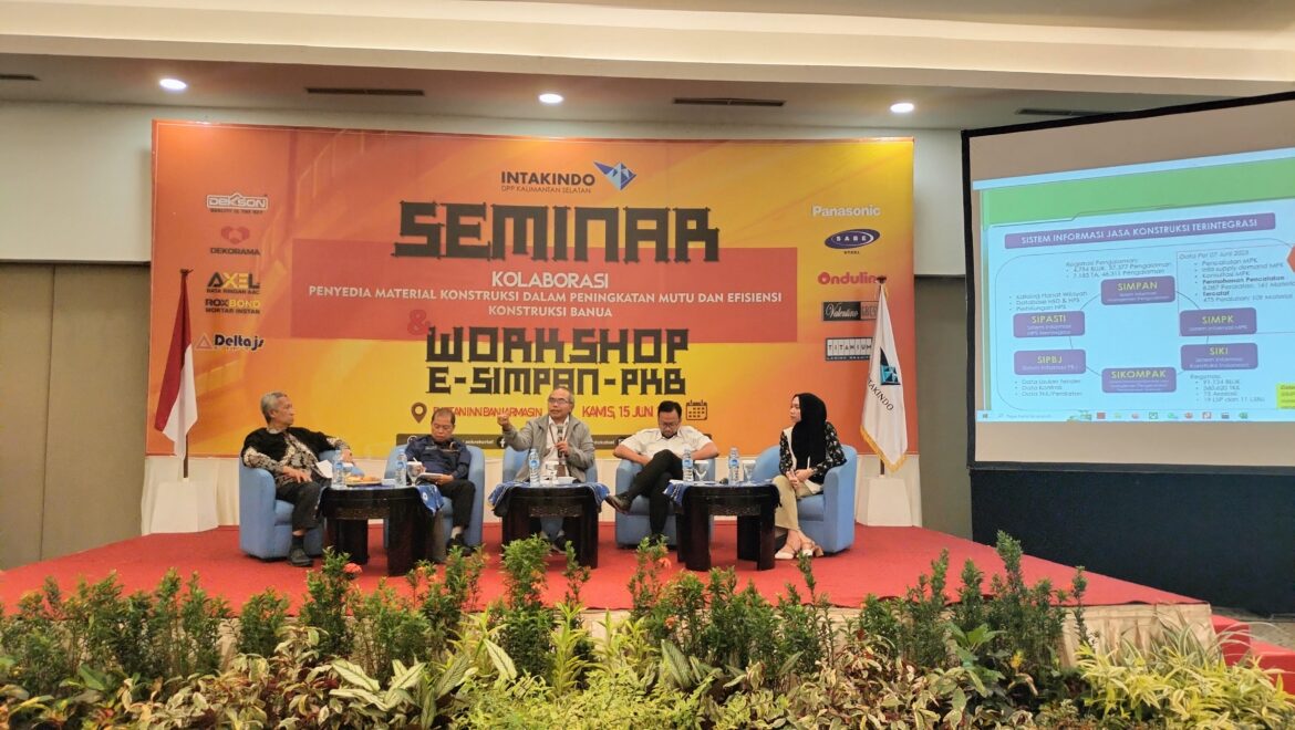Digelar Seminar ‘Kolaborasi Penyedia Material Konstruksi Dalam Peningkatan Mutu dan Efisiensi Konstruksi Bangsa & Workshop E-Simpan-PKB’ di Banjarmasin (foto:ist)