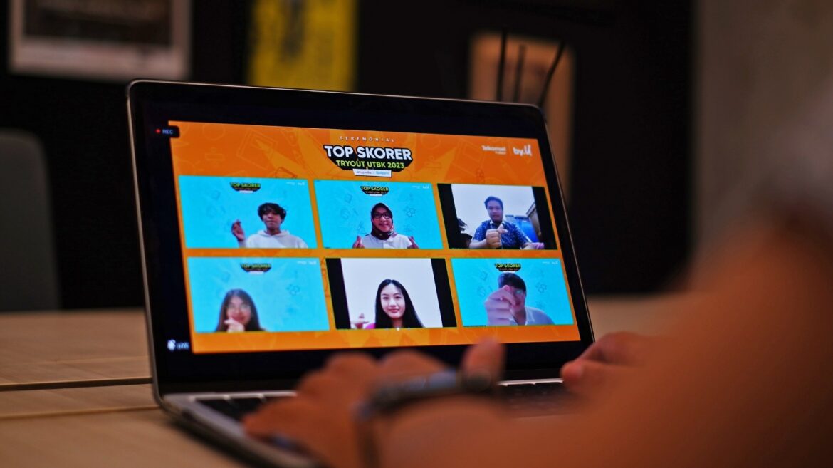 Diumumkan lima peserta yang menjadi Top Skorer dalam Program Ilmupedia Tryout Akbar Ujian Tulis Berbasis Komputer (UTBK) 2023 (foto:ist)