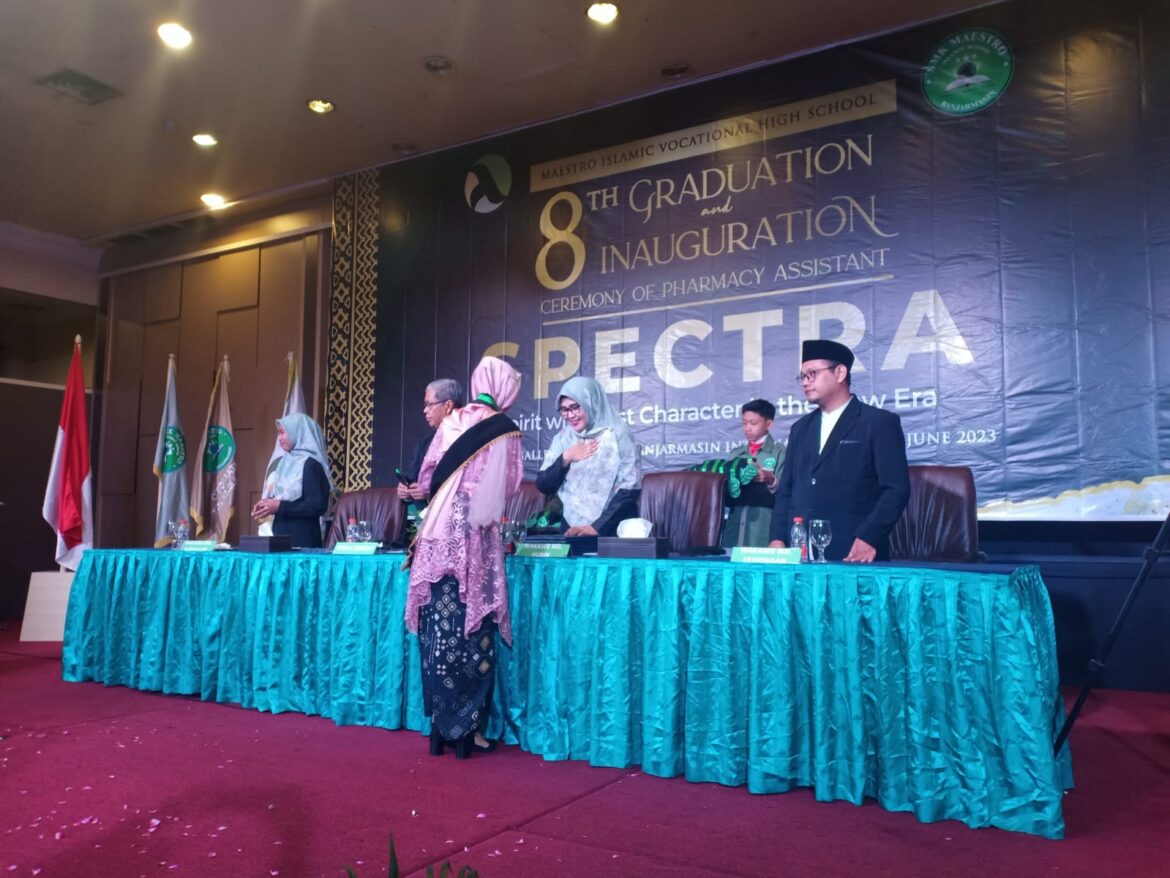 Wisuda dan pengukuhan Taruna dan Taruni SMK Maestro Islamic School Banjarmasin (foto:ist)