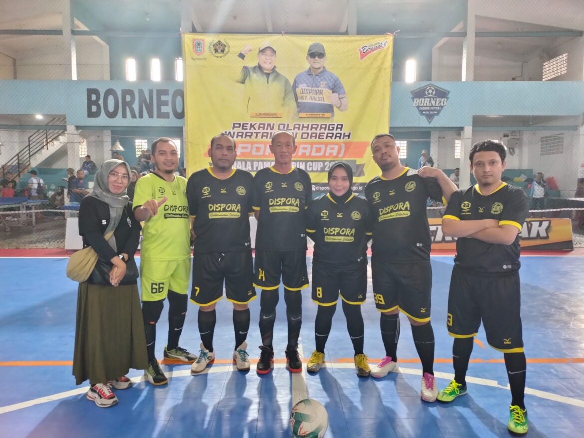 Tim desk olahraga yang mengikuti Powarda Piala Paman Birin 2023. (foto: ist/brt)