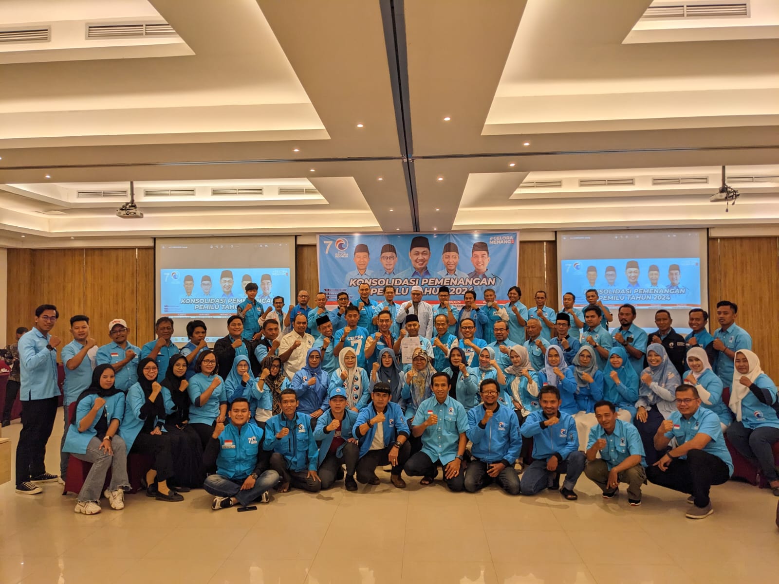 Petinggi DPW bersama 13 DPD Partai Gelora Indonesia se-Provinsi Kalsel sepakat mengusulkan dukungan kepada H Prabowo Subianto sebagai Calon Presiden 2024.(foto : ist) 