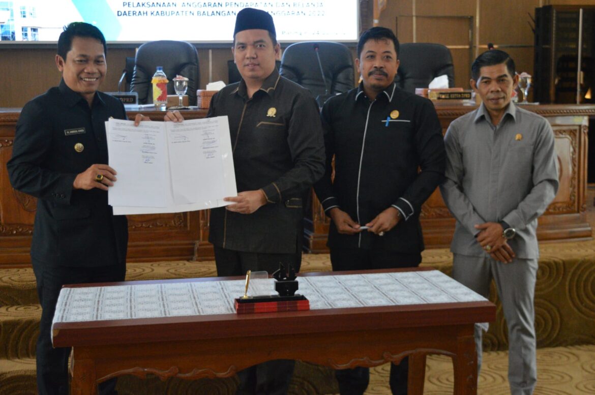 DPRD Kabupaten Balangan menggelar rapat Paripurna