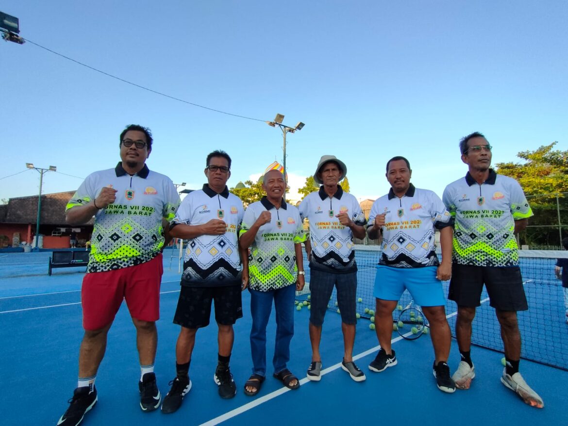 Tim Baveti KORMI Kalsel yang mengikuti Fornas VII 2023 Bandung. (foto: ist/brt)