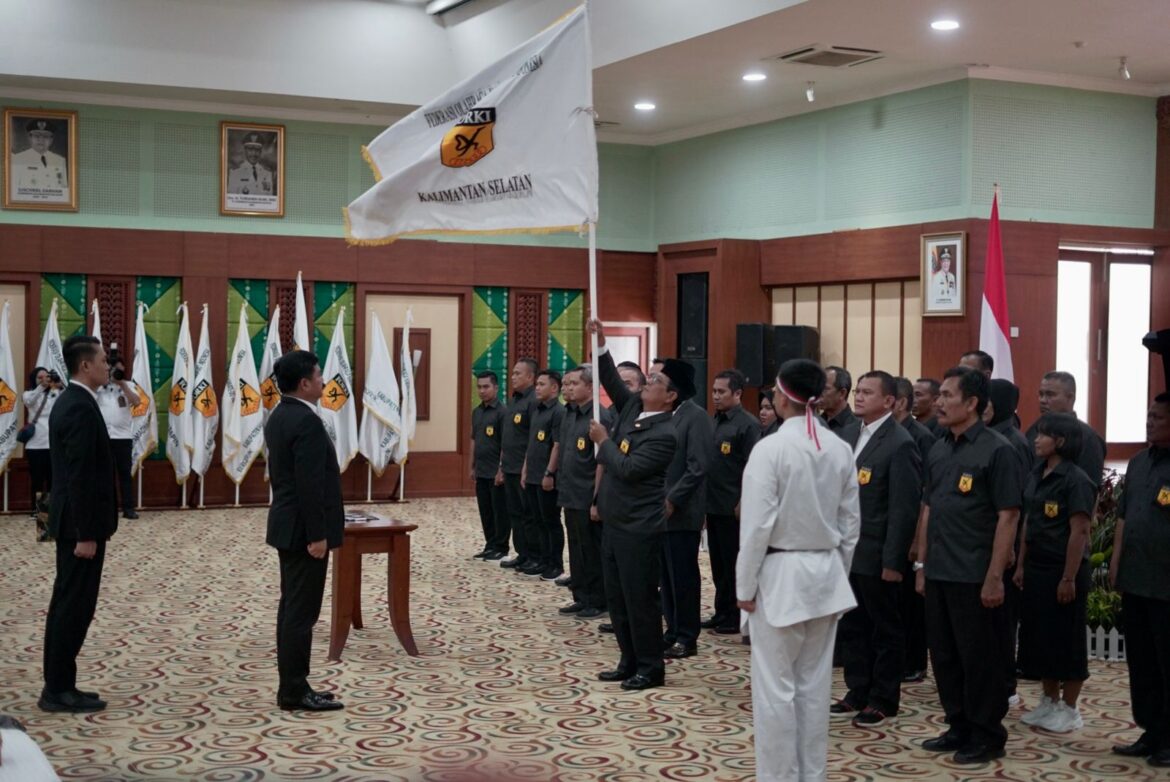 Gubernur Kalsel, H Sahbirin Noor, saat dilantik menjadi Ketua Umum Forki Kalsel masa bakti 2023-2027, Kamis (13/7/2023) siang di Idham Chalid Banjarbaru. (foto: ist/brt)