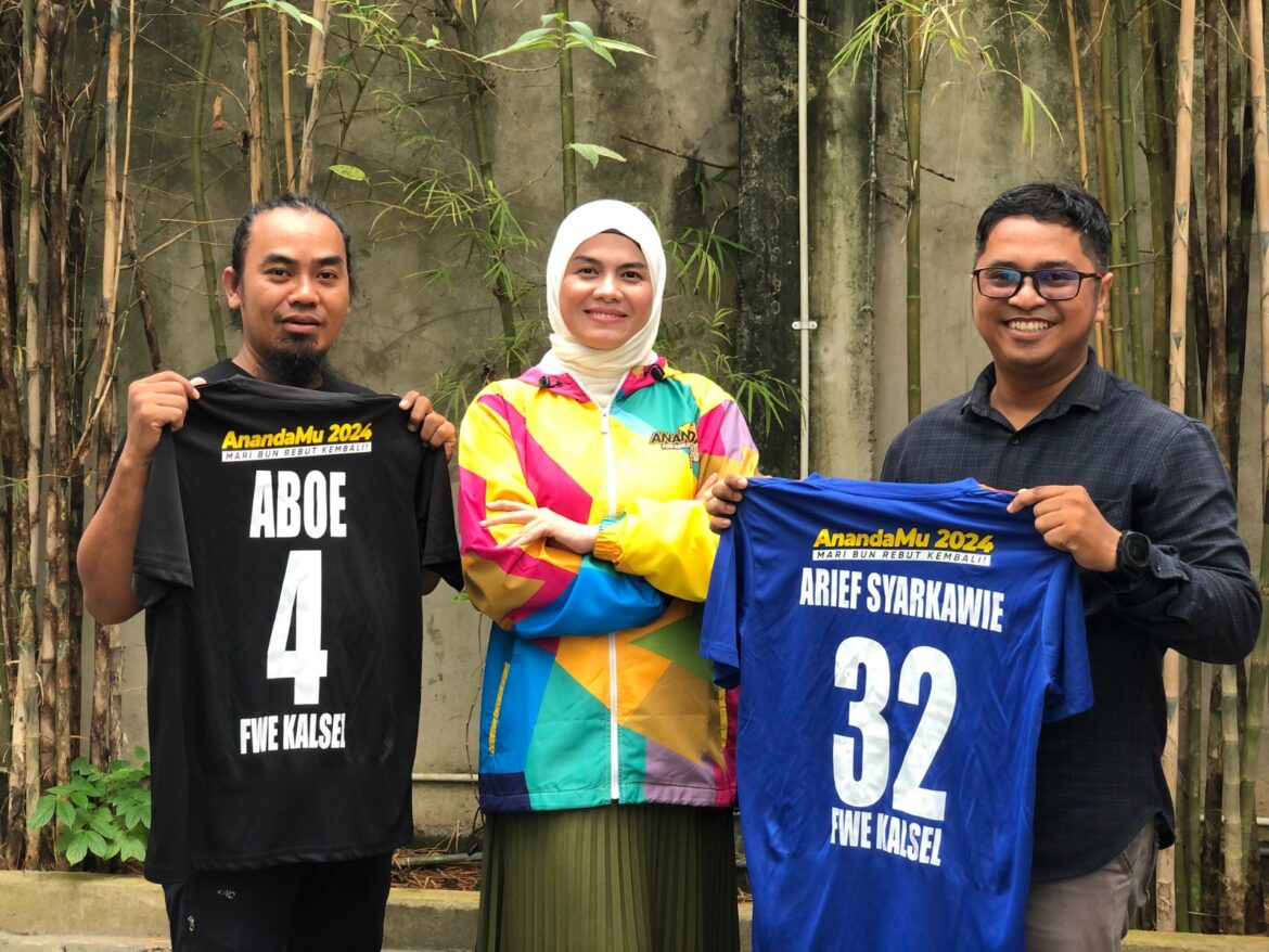 Arief Rahman Syarkawi bersama Hj Ananda (AnandaMu) (foto:istimewa)