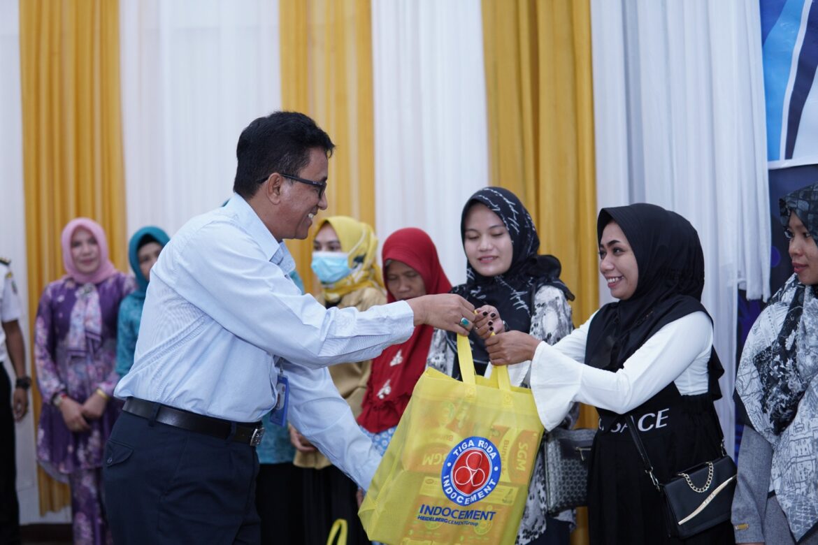 HUT ITP Ke - 48 Dukung Pemerintah Dalam Upaya Menurunkan Angka Stunting Indocement Tarjun Berikan Bantuan Paket Dan Edukasi Stunting.