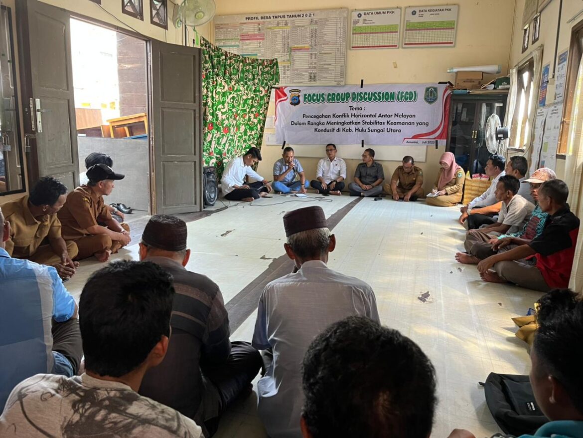 Polda Kalsel menggelar focus group discussion (FGD) di Kabupaten HSU antisipasi dan cegah konflik antar nelayan.(foto : ist)