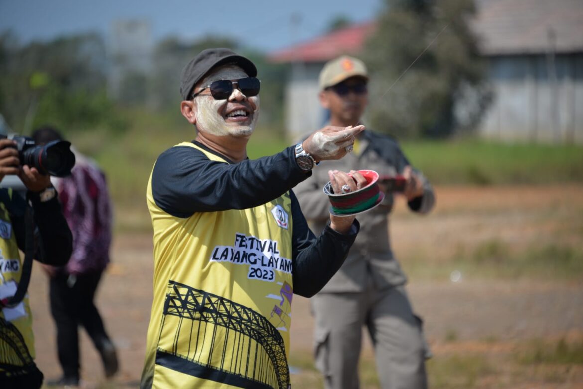 Disporbudpar Batola Gelar Festival Layang-layang Tahun 2023
