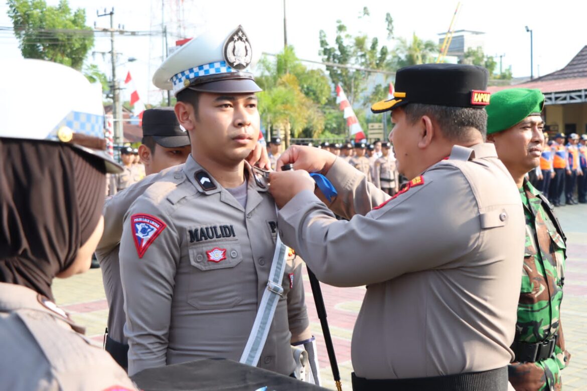 Apel Gelar Operasi Zebra Intan di halaman Mako Polres HST