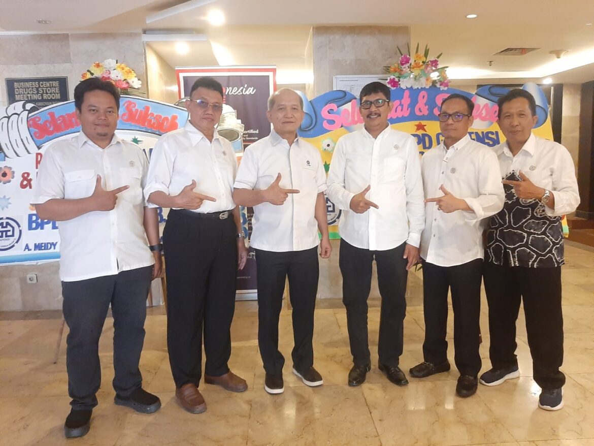 Pengurus Gatensi Provinsi Kalsel yang dinahkodai M Khuzaimi (Kacamata berkumis).