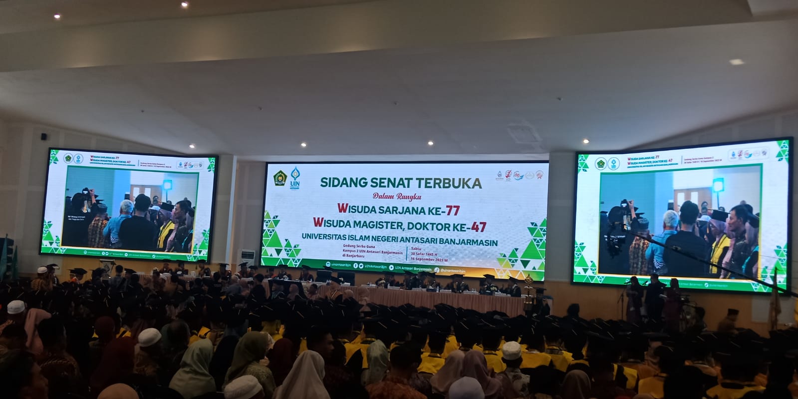 Upacara Wisudawan Sarjana ke-77 dan Wisuda Magister dan Doktor ke-47, Universitas Islam Negeri (UIN) Antasari Banjarmasin di Gedung Serba Guna Kampus 2, Kota Banjarbaru (foto:Istimewa)