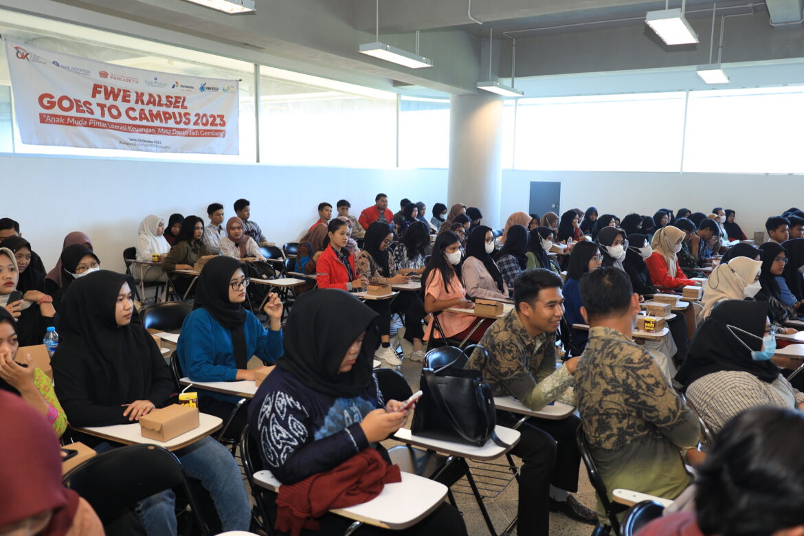 Mahasiswa STIE Panca Setia Antusias Mengikuti Kegiatan Goes To Campus 2023 (foto:istimewa)