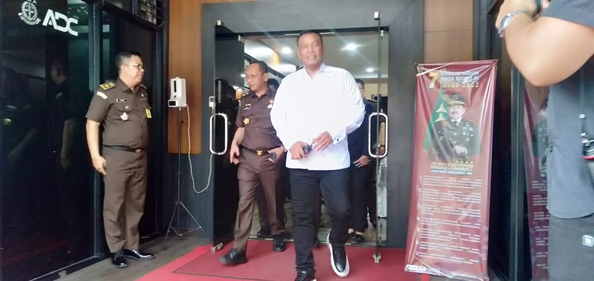 Dr Ade Eddy Adhyaksa SH MH Staf Ahli Bidang Organisasi dan Teknologi informasi Kejagung RI ketika berada di Kejati Kalsel