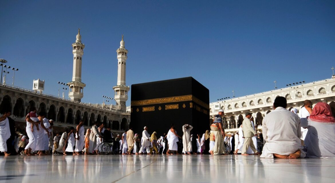 Menunaikan Ibadah Umrah, Jangan Terbuai dengan Harga Murah (foto:istimewa)