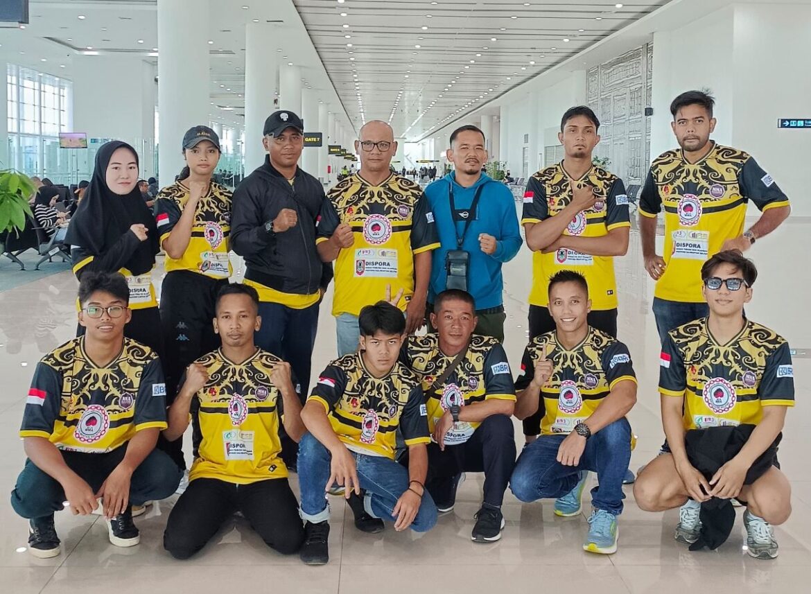 Kontingen IBCA MMA Kalsel yang mengikuti Kejurnas 2023 di Jakarta. (foto: ist/brt)
