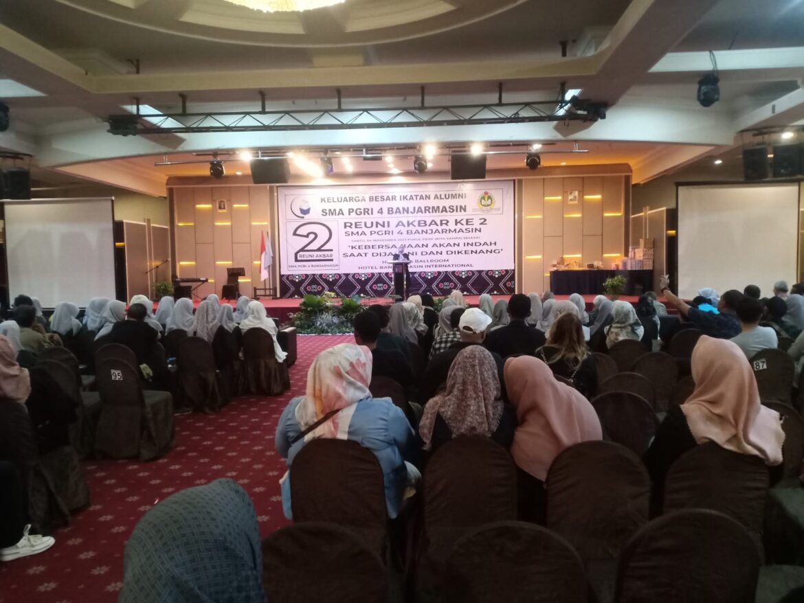 Bukti cinta alumni kepada SMA PGRI 4 Banjarmasin, Maka Digelar Reuni Akbar ke-2 (foto:barito post)