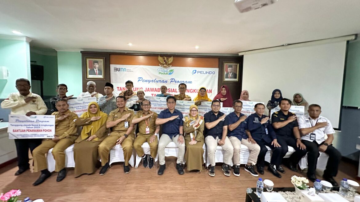 Penerima Bantuan Dana TJSL 2023 dari Pelindo Regional Kalimantan (foto:istimewa)