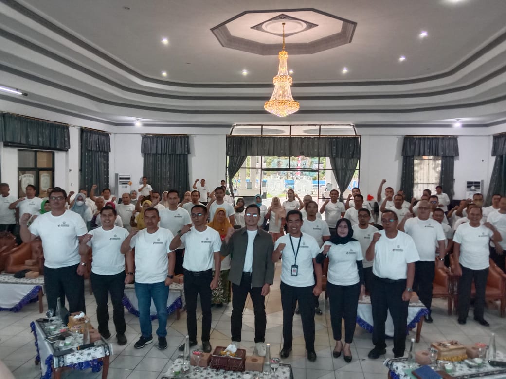 HST dapat menciptakan peserta didik yang pintar bukan untuk korupsi namun untuk memberantasnya.
