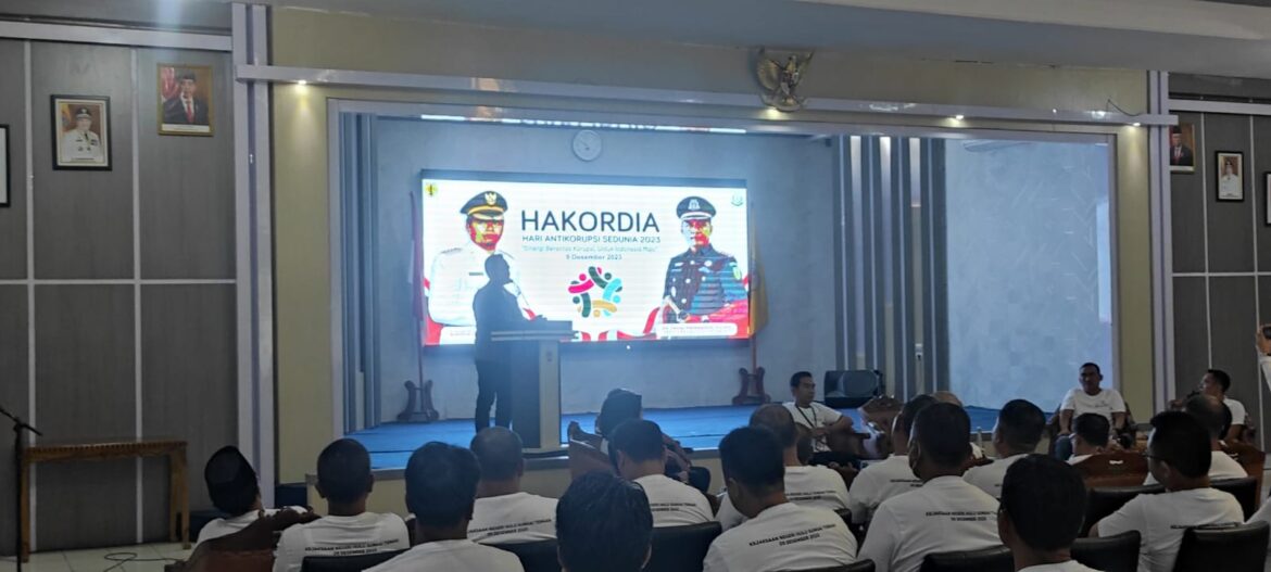 Kejari HST peringati Hakordia di Pendopo Barabai dengan menggelar forum group diskusi.(foto : yufanata/brt)