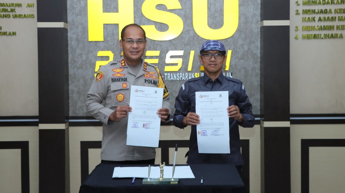 Bawaslu dan Polres HSU Tandatangani Perjanjian Kerja Sama