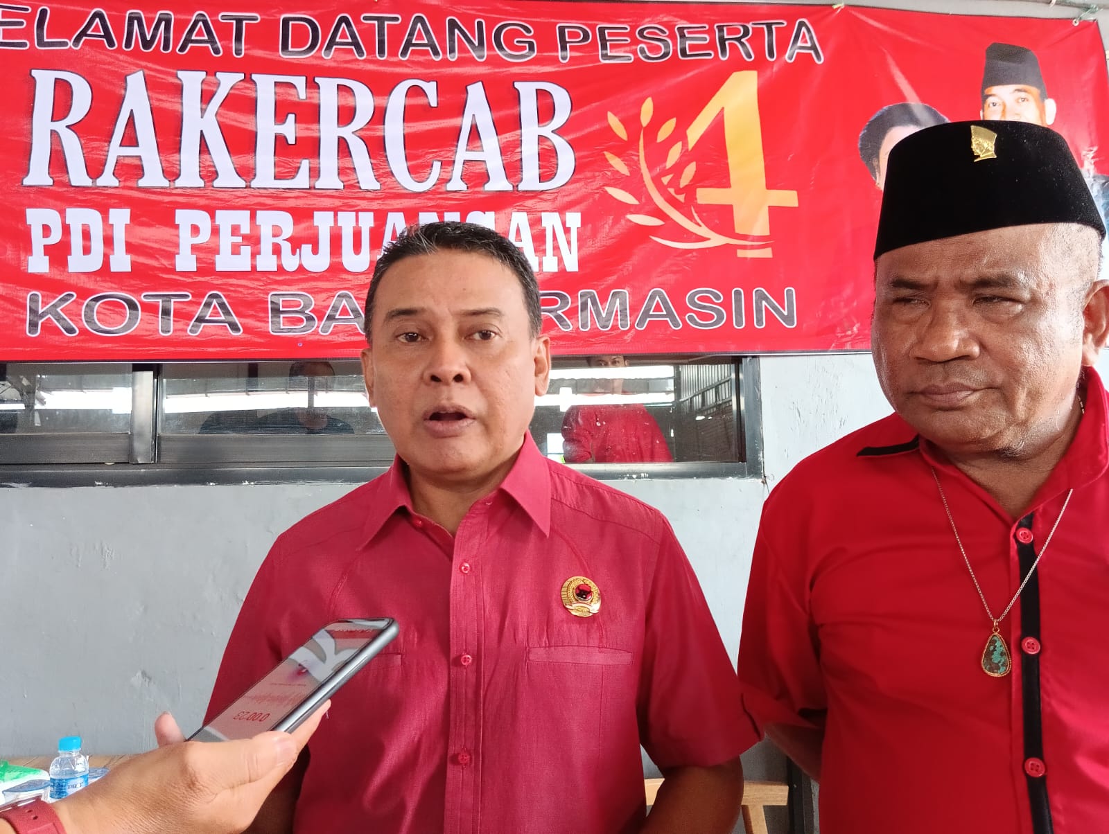 Muhaimin dan Saut Nathan Samosir