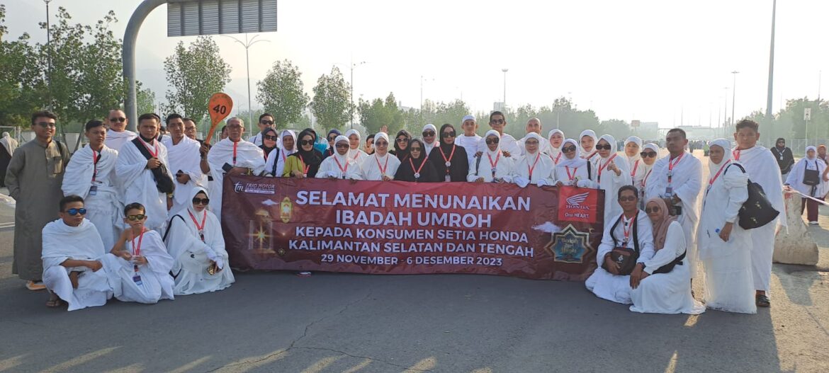 Konsumen Menunaikan Ibadah Umroh ke Tanah Suci (foto:istimewa)