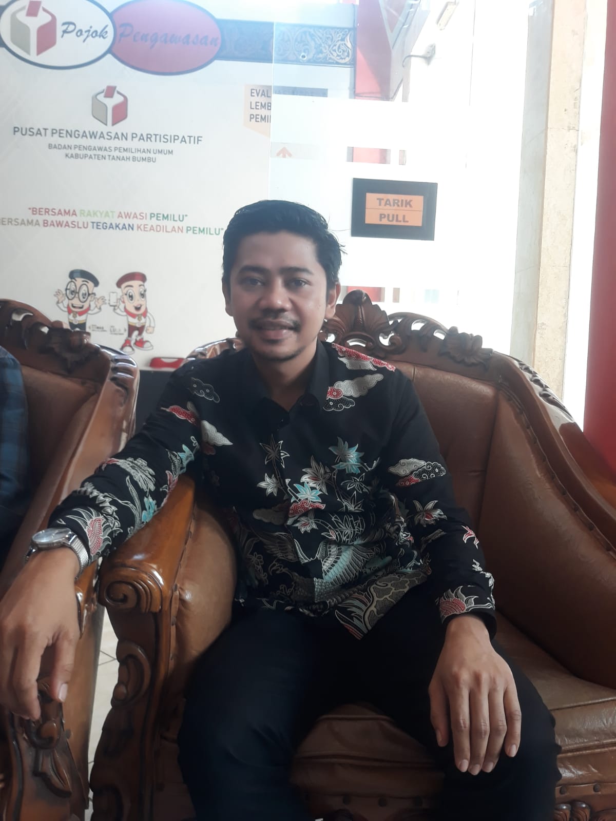 Ketua Bawaslu Kabupaten Tanbu Muhammad Yusuf.(foto : hali/brt)