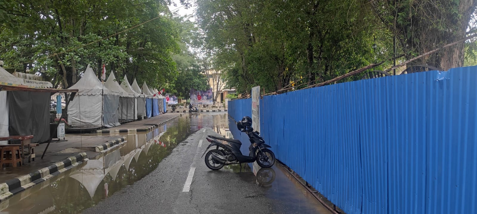 eluapnya air sungai yang ada di Barabai Kota dan di Desa Aluan.