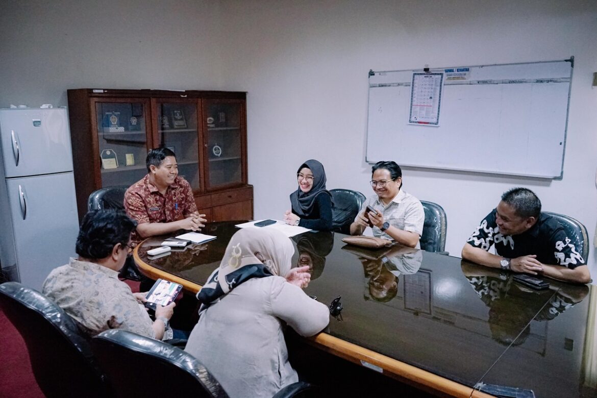 Komisi IV DPRD Provinsi Kalsel kunjungan kerja ke DPRD Provinsi Bali pelajari hubungan dengan mitra kerja.(foto : humasdprdkalsel)