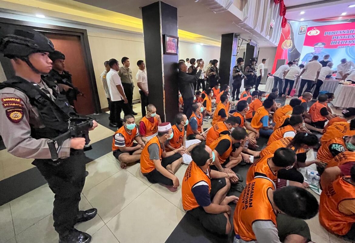 Polda Kalsel Musnahkan 17 Kilogram Sabu dan Ungkap Jaringan Internasional
