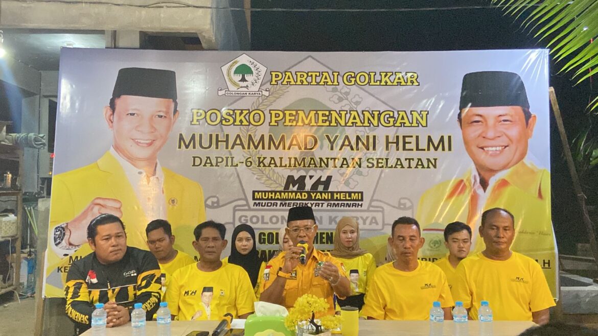 Ketua Bappilu Partai Golkar Dapil 6 Kalsel Muhammad Yani Helmi saat menyampaikan perolehan suara dan kursi pada Pemilu 2024.(foto : ist)