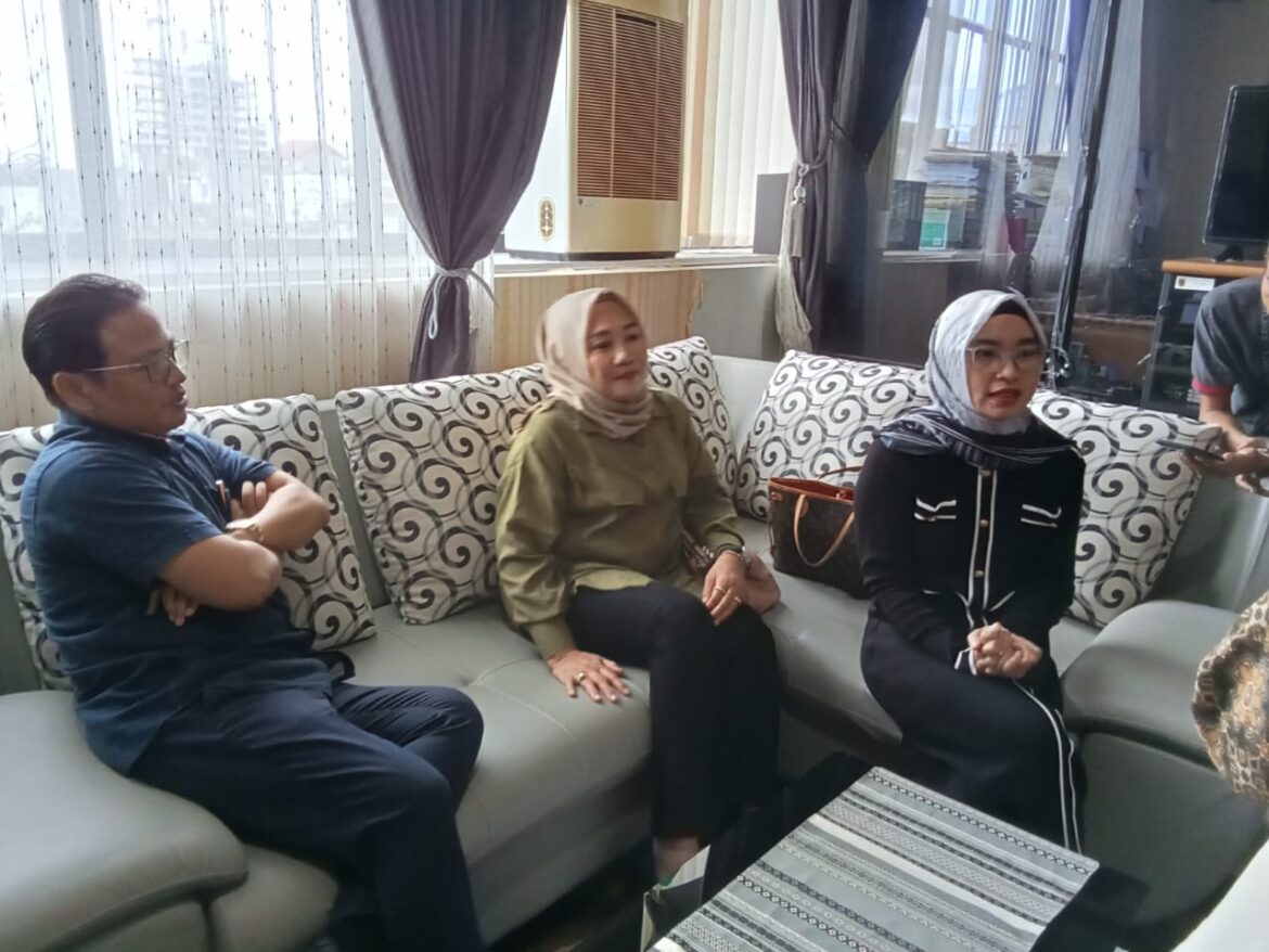 Pansus IV DPRD Kalsel kecewa dengan Dispora Kalsel tanpa pemberitahuan tidak hadir rapat membahas LKPj 2023.(foto : ist)