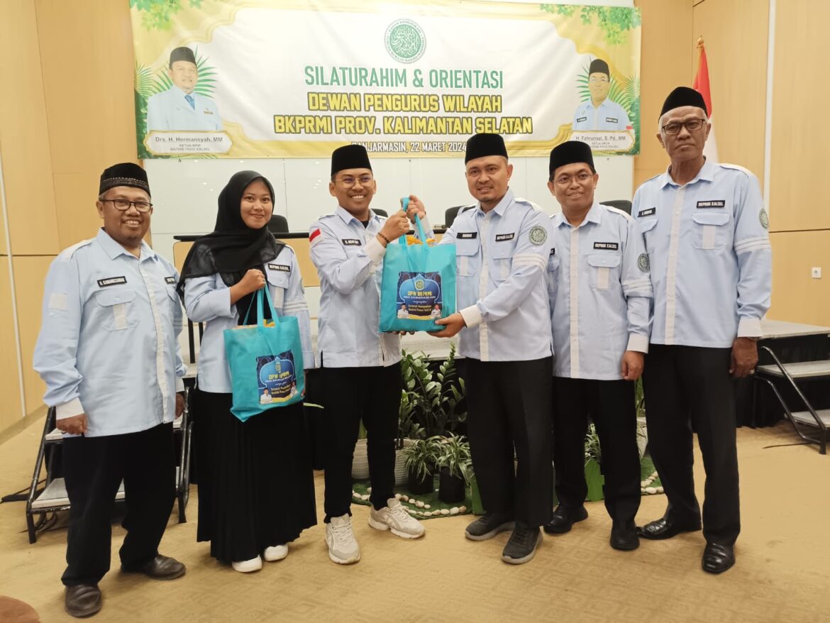 Kegiatan orientasi dan silaturahmi bagi pengurus baru BKPRMI) Kalsel, Jumat (22/3/2024) sore di Hotel POP Banjarmasin. (foto: ist/brt)