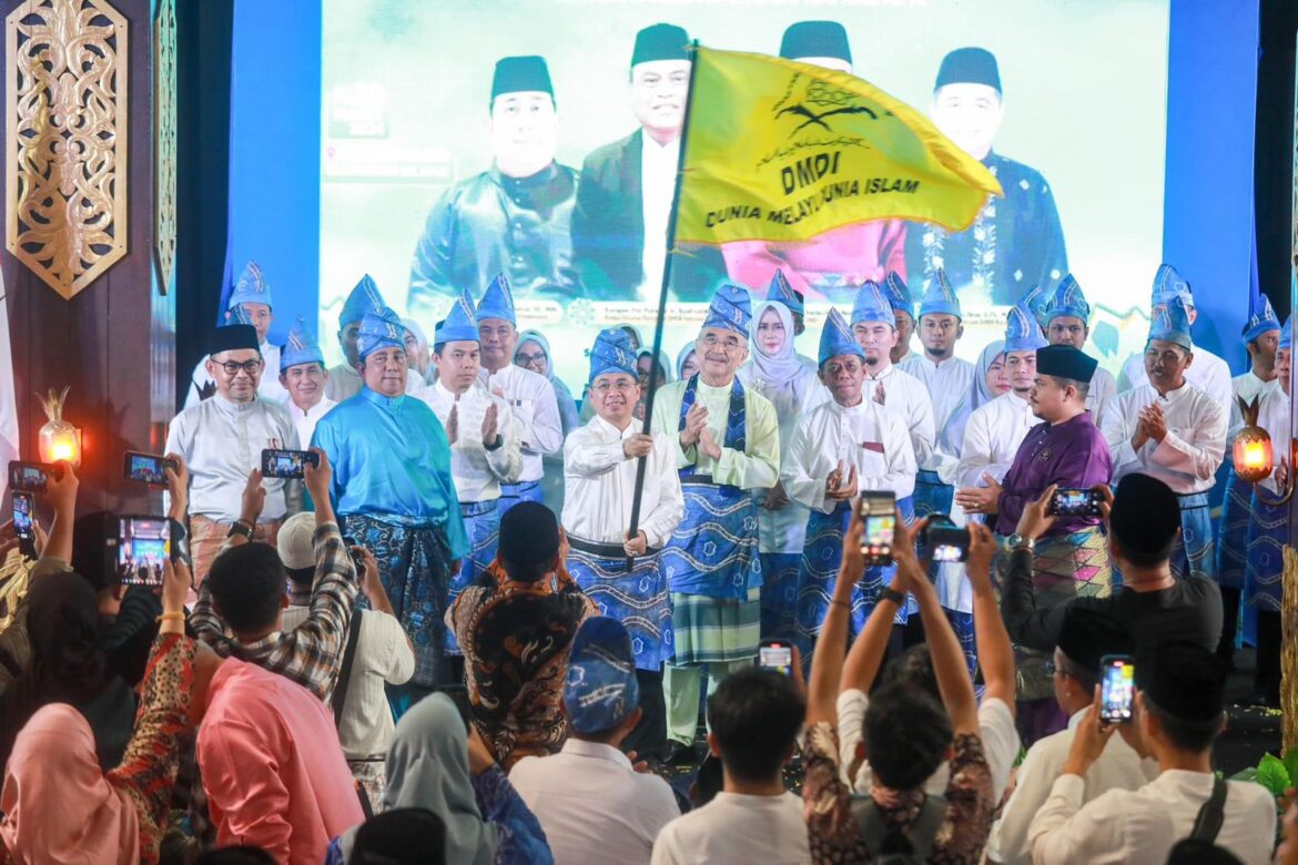 Pengukuhan DMDI Kalsel yang pertama di Kalsel.