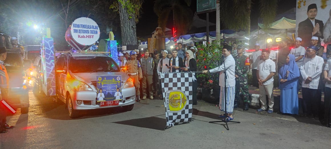 Start Pawai Takbir Keliling Ditandai dengan Pengibaran Bendera 