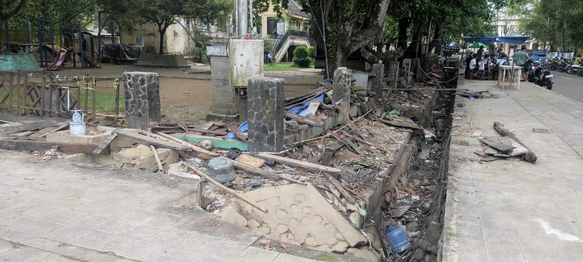 Relokasi Pedagang Kaki Lima Hanya Bersifat Sementara