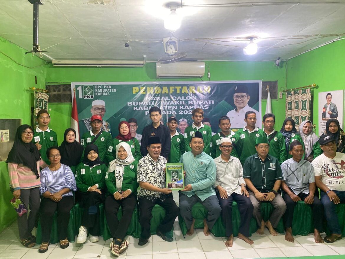 Ketua DPC Konfederasi Serikat Buruh Seluruh Indonesia Kabupaten Kapuas M Junaidi L Gaol, SH, MH, mendatangi Kantor Pengurus Cabang Partai Kebangkitan Bangsa Kabupaten Kapuas