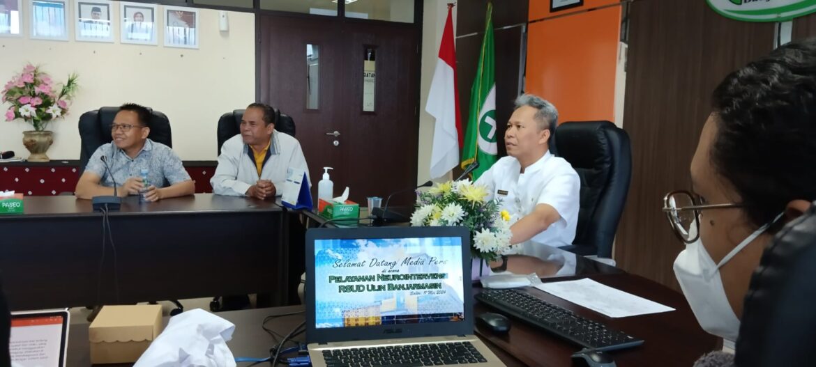 Direktur RSUD Ulin Banjarmasin, dr Diauddin, M.Kes Saat menghadiri Pemaparan Pelayanan Neurointervensi (foto:baritopost)