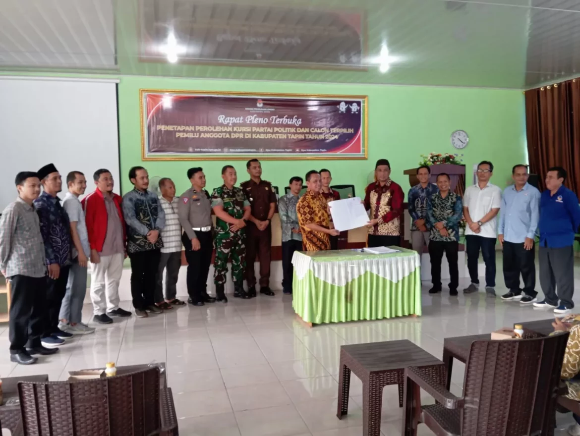 Rapat Pleno KPU Kabupaten Tapin (foto:istimewa)