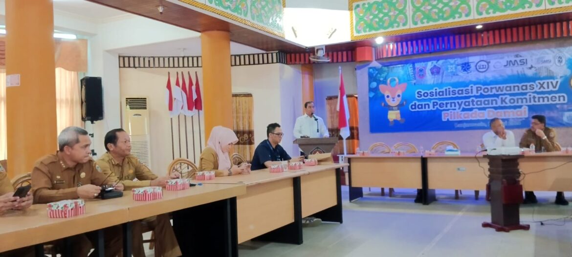 Ketua PWI Kalsel Zainal Helmi Saat Porwanas XIV dan Pernyataan Komitmen Pilkada Damai di Gedung PWI Kalsel, Kota Banjarmasin (foto:baritopost)